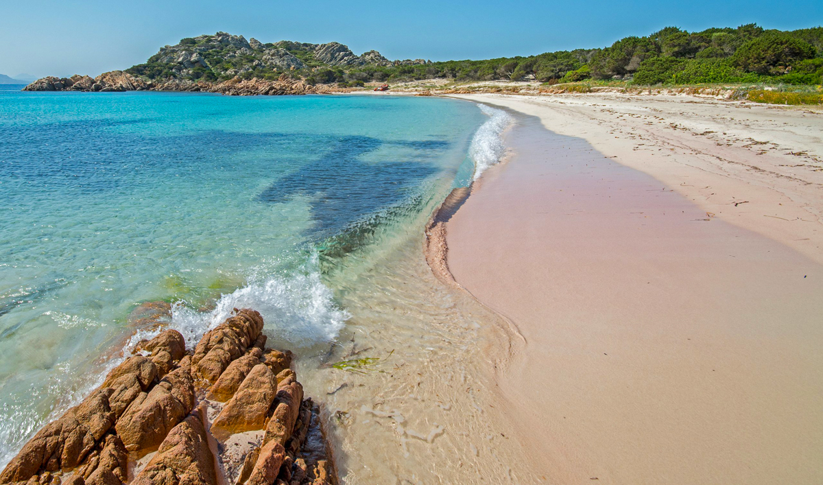 Spiaggia Rosa, Budelli