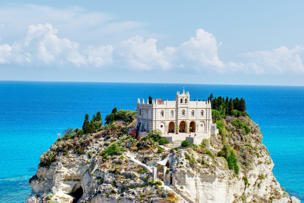 Santuario di Santa Maria dell'Isola, Tropea