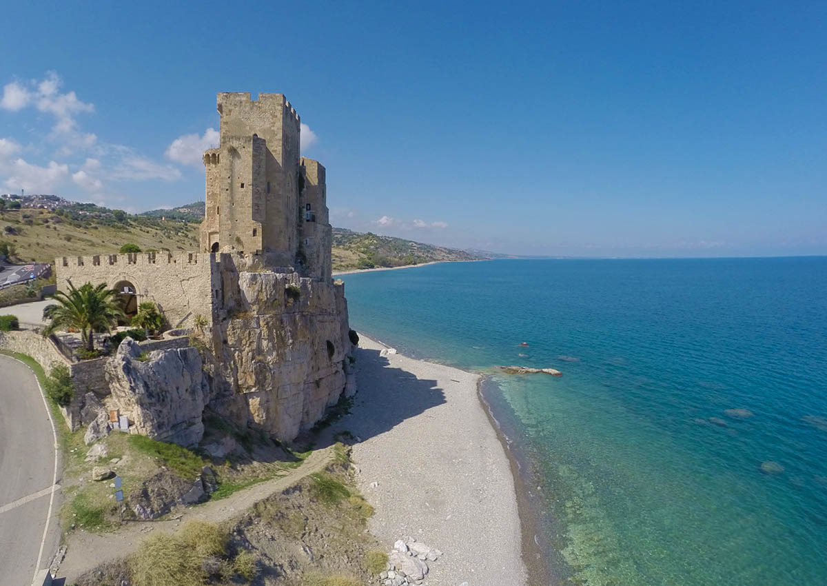 Castello di Roseto Capo Spulico