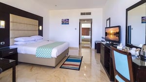 Blend Elphistone Resort