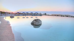19 Summer Suites