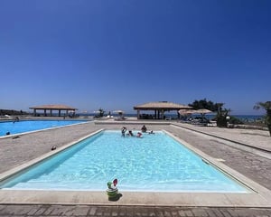 Kamarina Resort