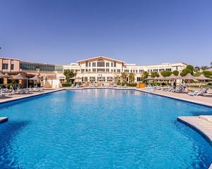 Shoni Bay Resort