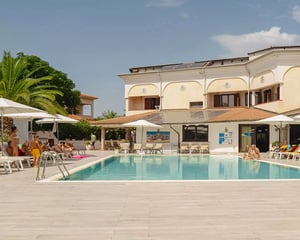 Zeta Club San Teodoro Le Rose