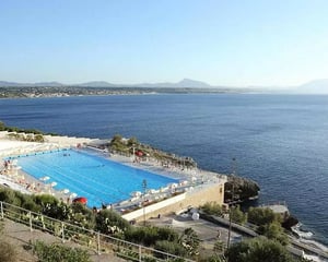 Perla del Golfo Resort
