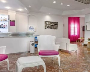 Hotel Tres Jolie