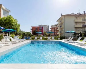 Club Hotel Residence