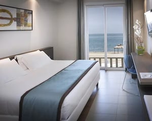 Yes Hotel Touring