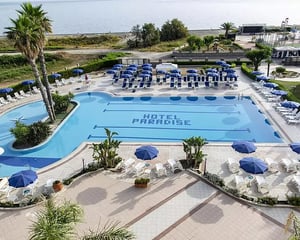 Hotel Village Paradise