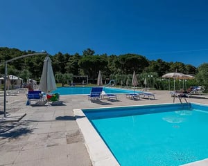 Mira Hotel & Residence