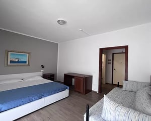 Mira Hotel & Residence