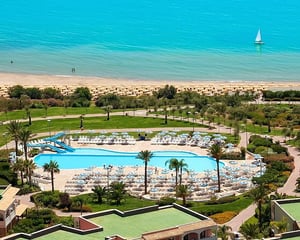 Serenusa Resort