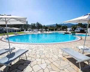 Limone Beach Resort