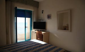 Sea Palace Hotel