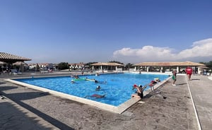Kamarina Resort