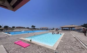 Kamarina Resort