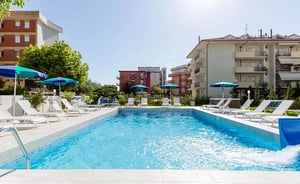 Club Hotel Residence