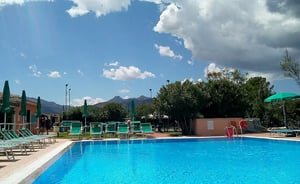 Li Suari Club Village