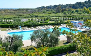 Mira Hotel & Residence