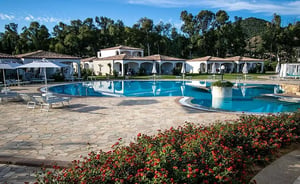 Limone Beach Resort