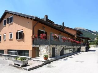 Hotel Cocoon