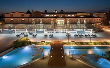 L'Araba Fenice Hotel & Resort