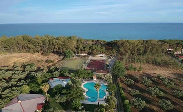 RESORT BORGO DEGLI ULIVI NATURAL VILLAGE