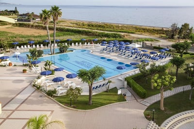 Hotel Village Paradise