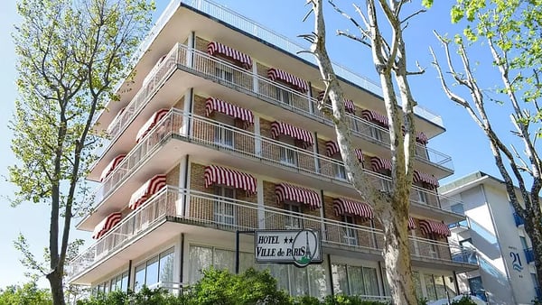 Hotel Ville de Paris