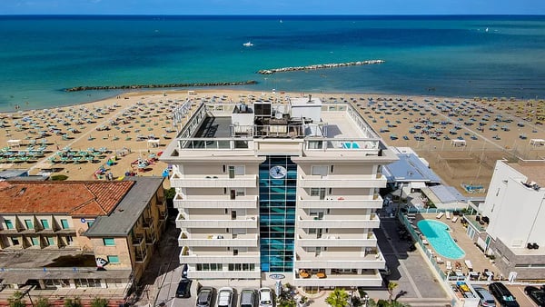Dada Hotels Imperial Beach