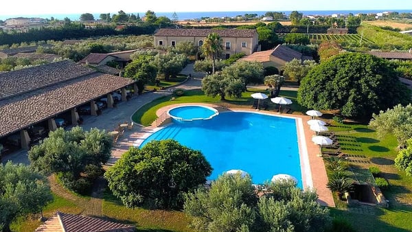 Borghetto Beach Club Resort