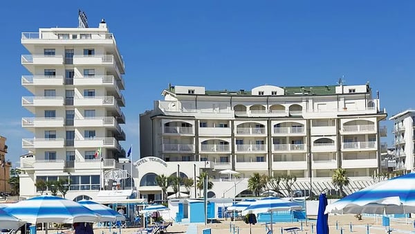 Yes Hotel Touring