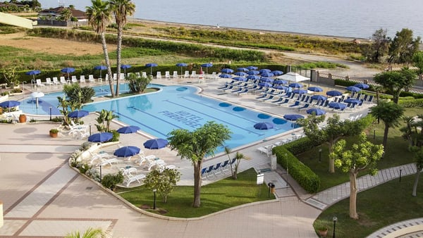 Hotel Village Paradise