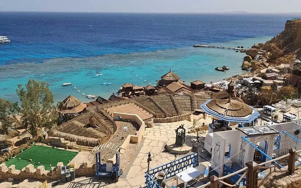 Faraana Reef Resort