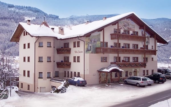 Villa Jolanda
