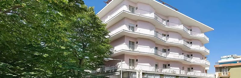 Hotel Tres Jolie