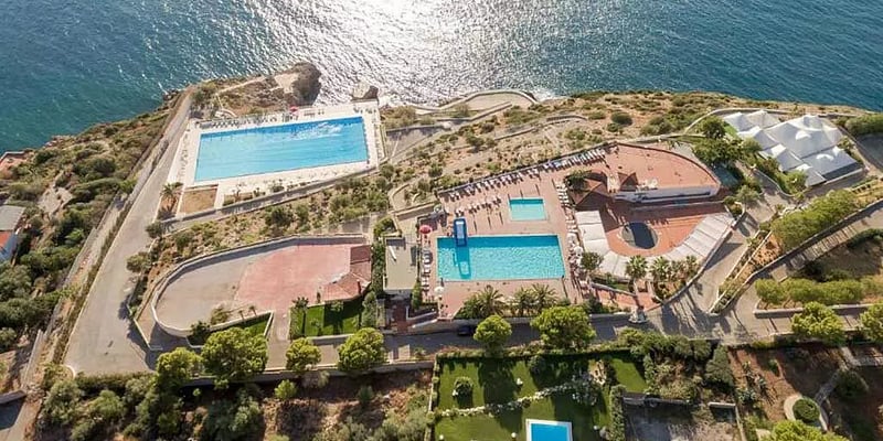 Perla del Golfo Resort