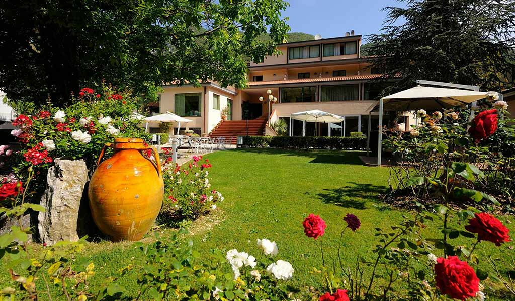 Guesia Village Hotel Spa - Umbria , Foligno
