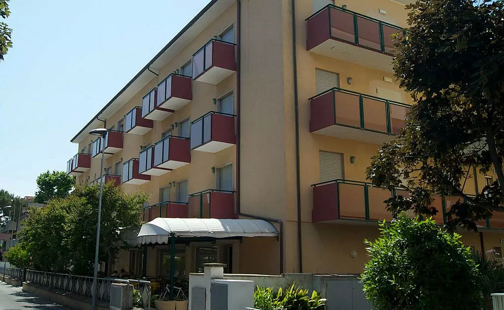 Hotel Aron - Image 1