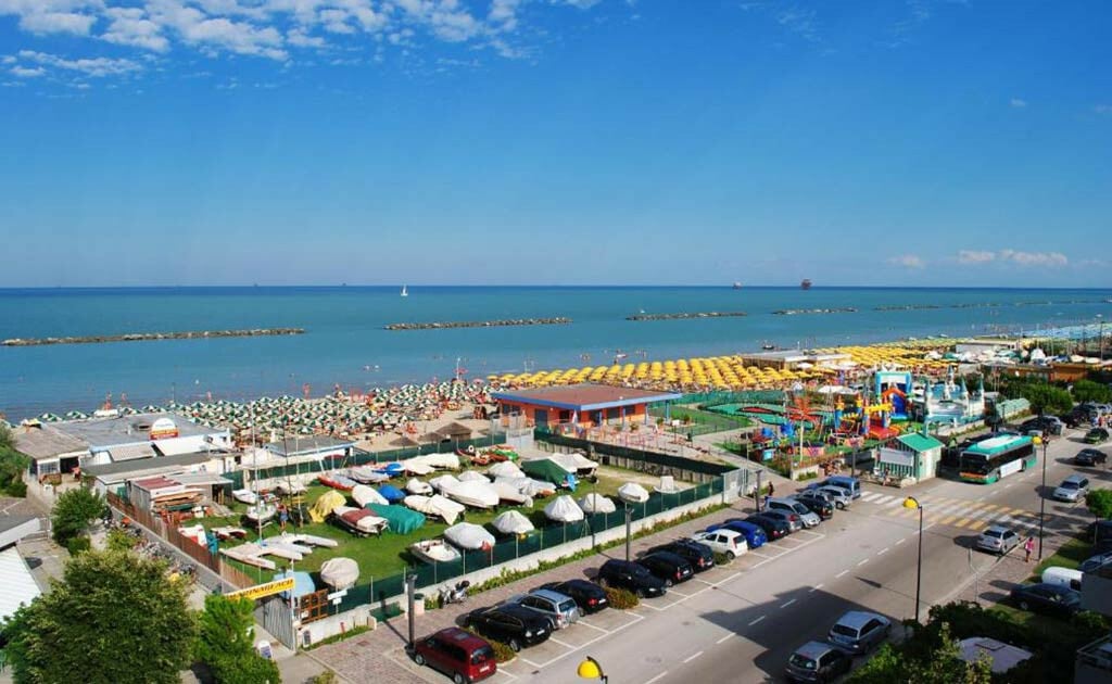 Family Hotel Marina Beach - Emilia-Romagna, Lido Adriano