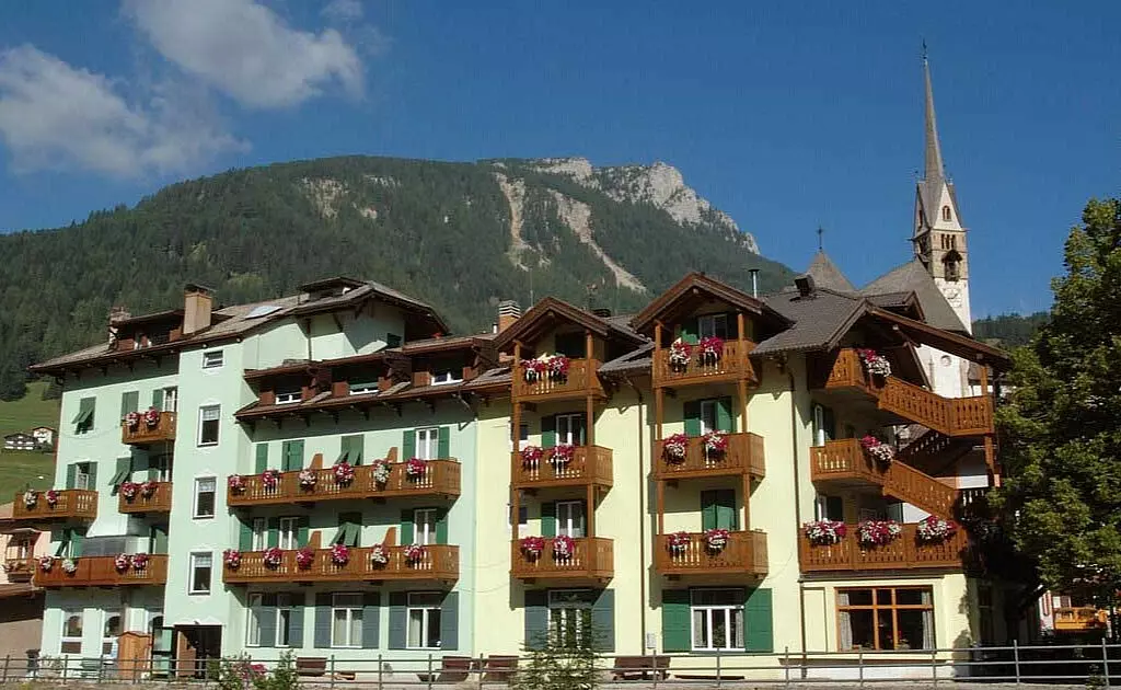 Hotel Laurino - Trentino-Alto Adige, Moena