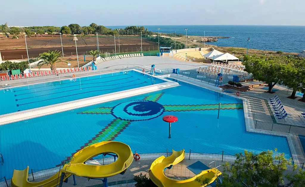 Cala Corvino Resort