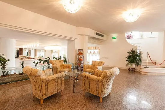 Hotel Universal - Emilia-Romagna, Cervia