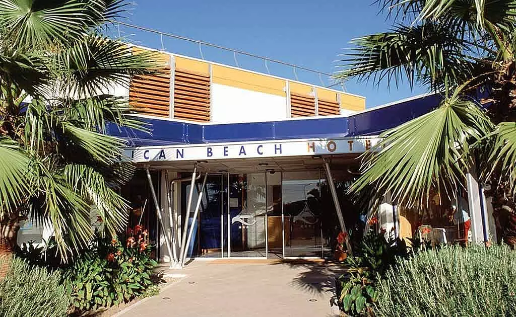 African Beach Hotel